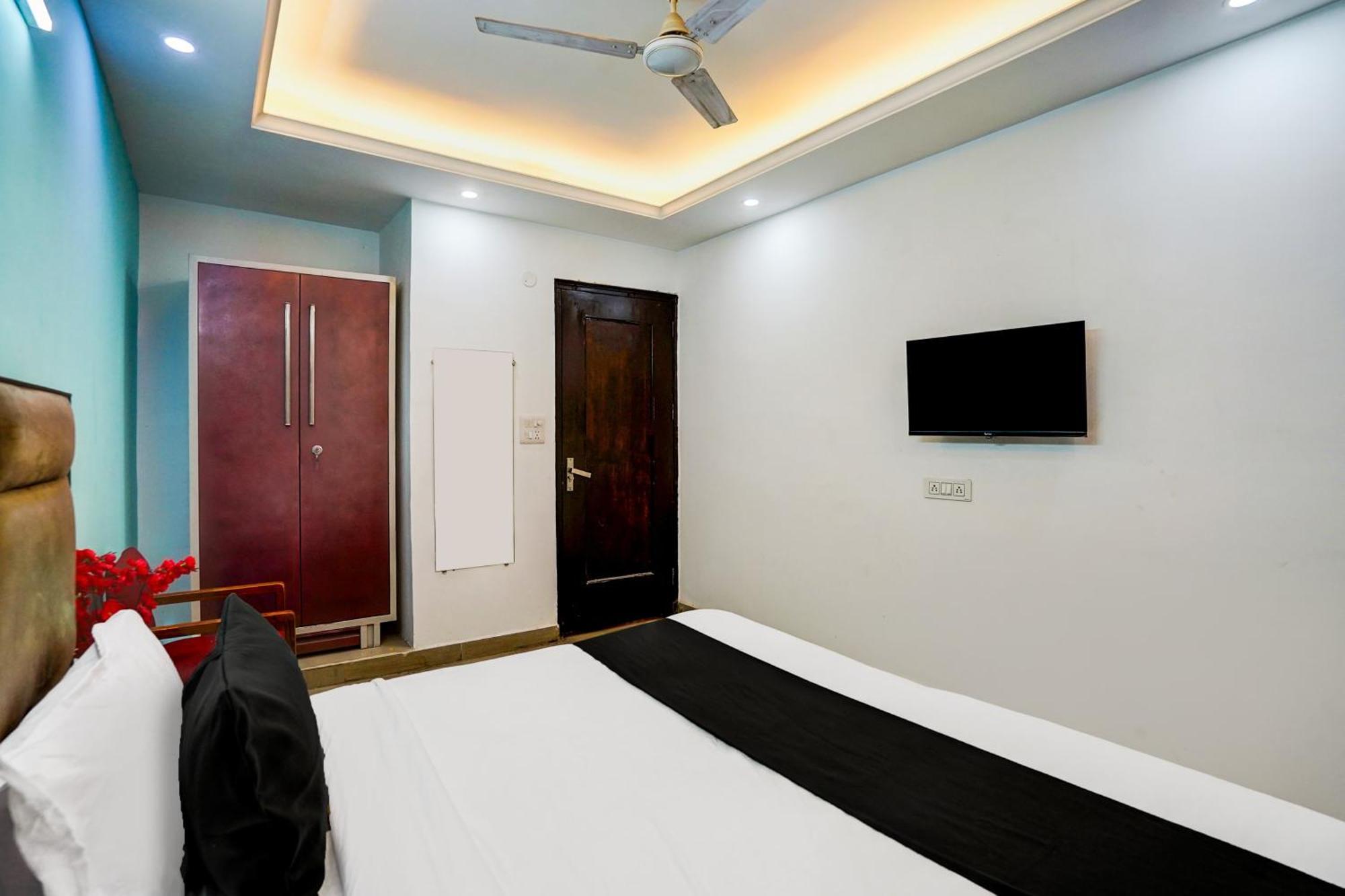 Hotel O Silver Key Kd Plaza Near Saket Metro Station New Delhi Luaran gambar