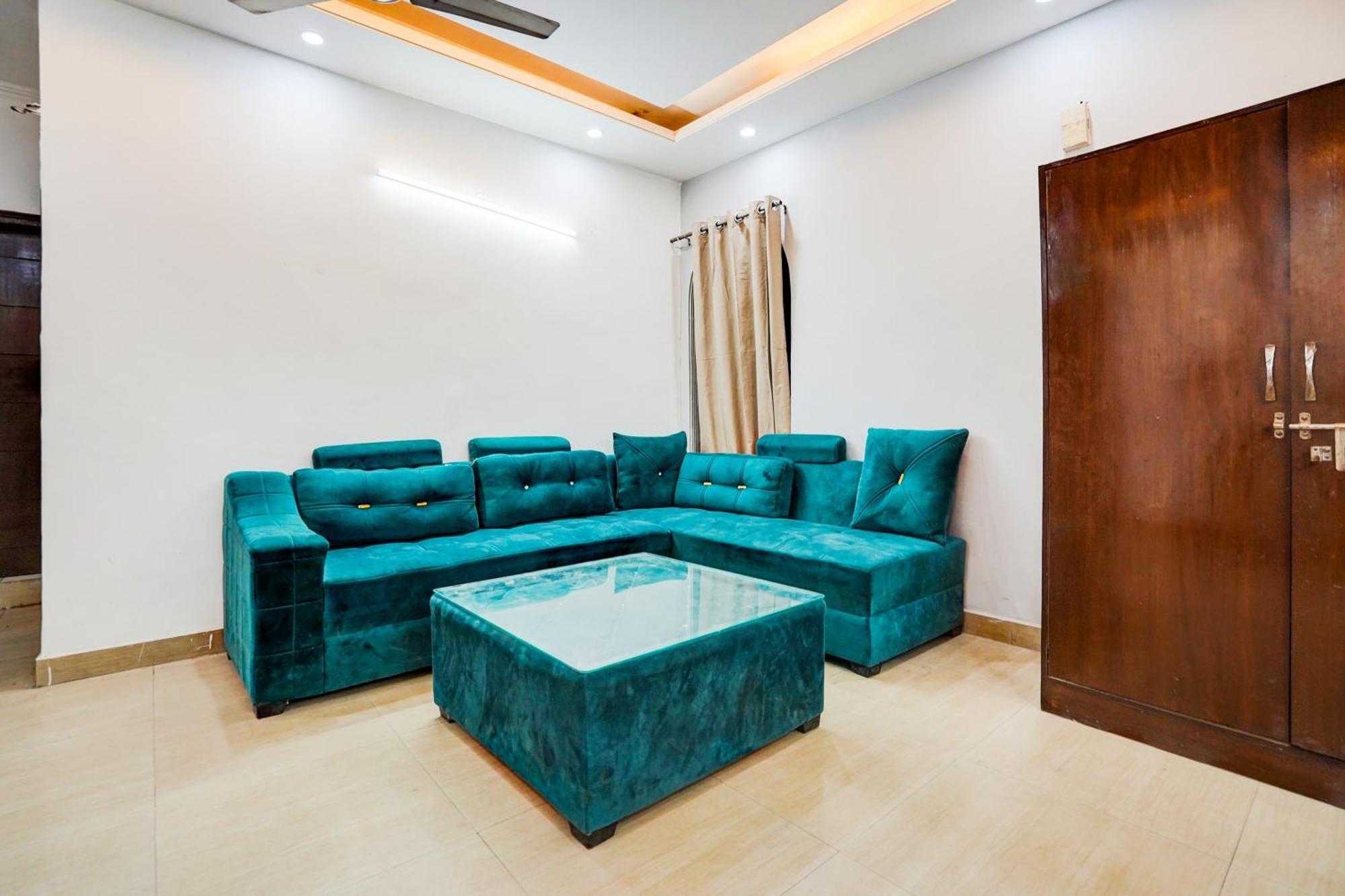 Hotel O Silver Key Kd Plaza Near Saket Metro Station New Delhi Luaran gambar